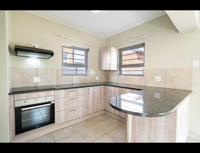 3 BEDROOM HOUSE FOR SALE IN PARKDENE